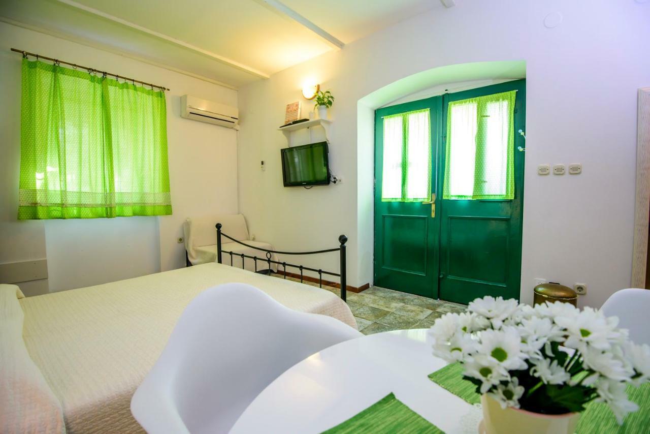 Rustica Apartments Sibenik Ngoại thất bức ảnh